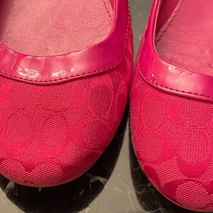 Women pink coach ballerina shoes